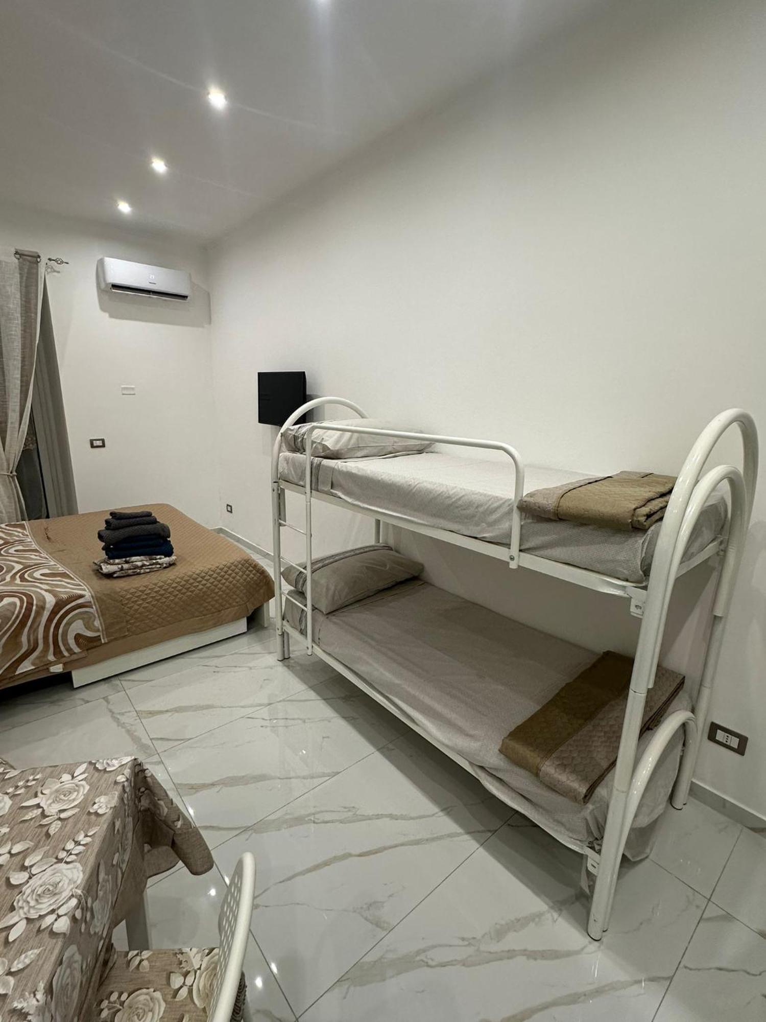 Briganti House Napoli Lägenhet Exteriör bild